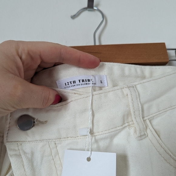NWT 12th Tribe bone off white ivory asymmetric crisscross Dylan denim shorts - Picture 6 of 9
